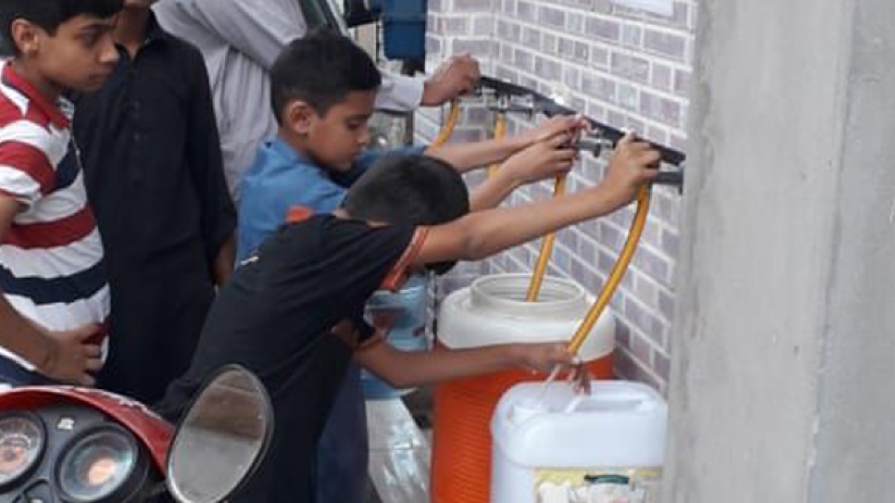 British label converter AA Labels has made a major donation as part of its charity activities by installing a water treatment plant outside the free health clinic the company runs in Lahore, Pakistan. British label converter AA Labels has made a major donation as part of its charity activities by installing a water treatment plant outside the free health clinic the company runs in Lahore, Pakistan.