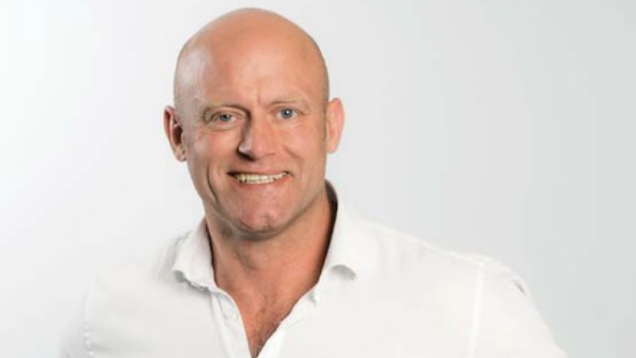 Peter Jones joins Durts Peter Jones joins Durts