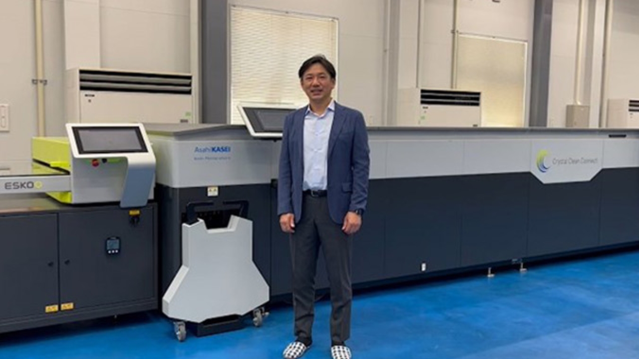 Japanese Nabe Process Corporation, the first company worldwide to install CrystalCleanConnect technology, has registered significant improvement in print quality and productivity compared to the conventional solvent-processed flexographic plates