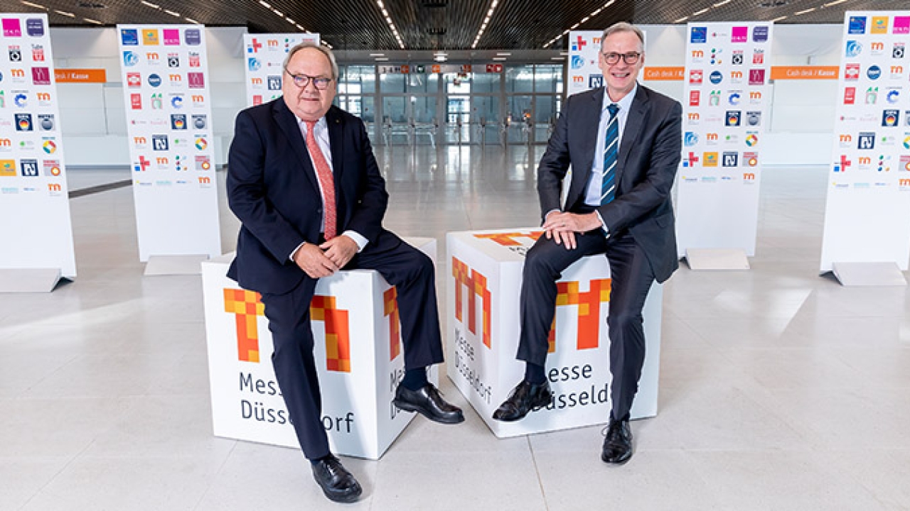 L-R: Werner Dornscheidt, outgoing CEO and Wolfram Diener who has been appointed new CEO of Messe Düsseldorf L-R: Werner Dornscheidt, outgoing CEO and Wolfram Diener who has been appointed new CEO of Messe Düsseldorf