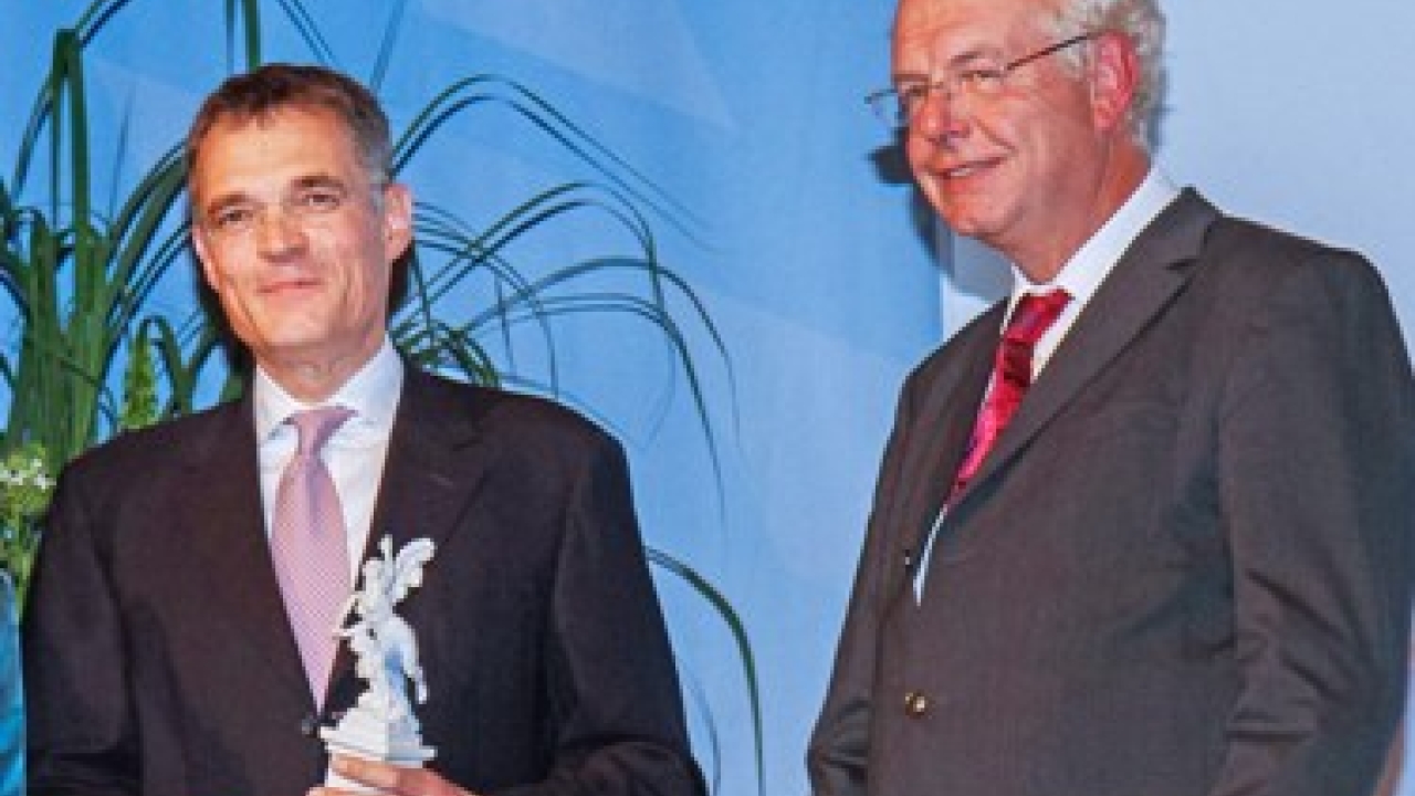 Bavarian prime minister honors KBA Bavarian prime minister honors KBA